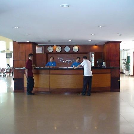 Huu Nghi Hotel Vinh Exterior photo